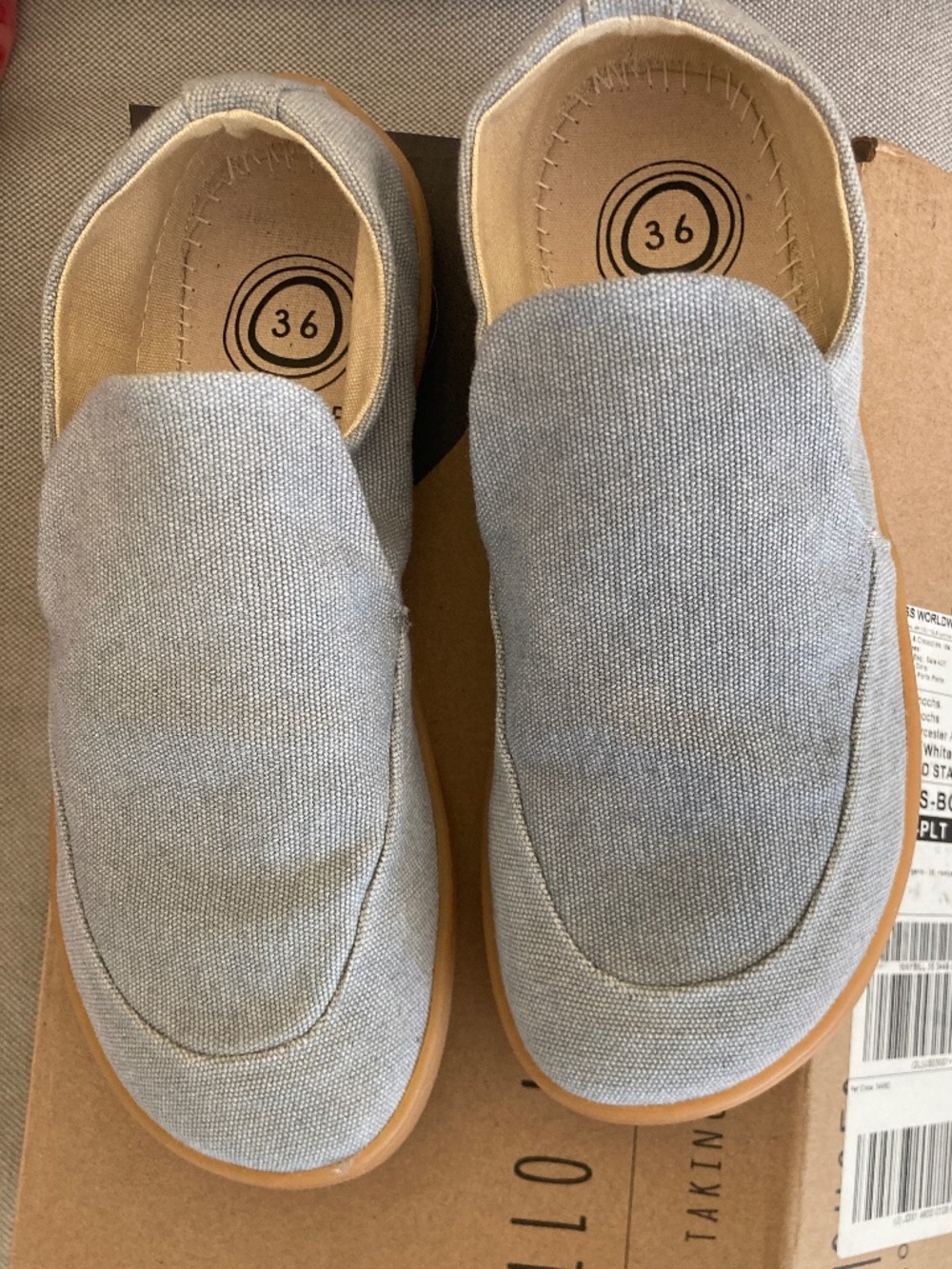 NEW IN BOX Mukishoes Argento Barefoot Shoes / EU36